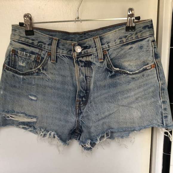 Levi’s distressed denim high waisted jeans, size 26 - Picture 1 of 8